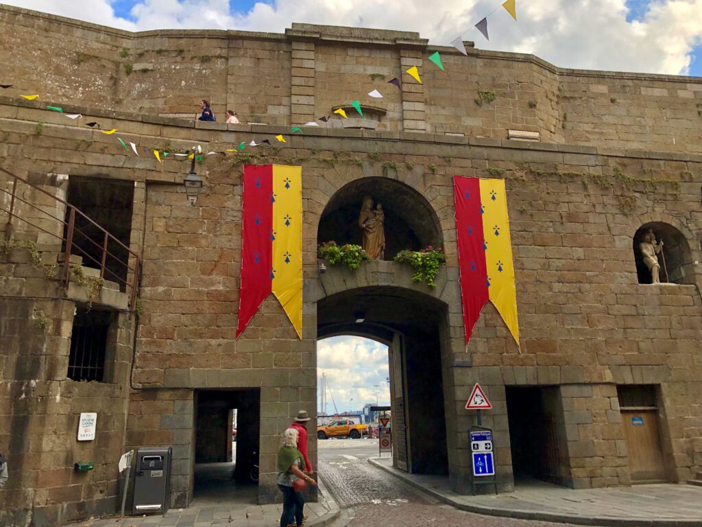 la Grande Porte de Saint-Malo, looking at the stone gate and ramparts from inside Saint-Malo